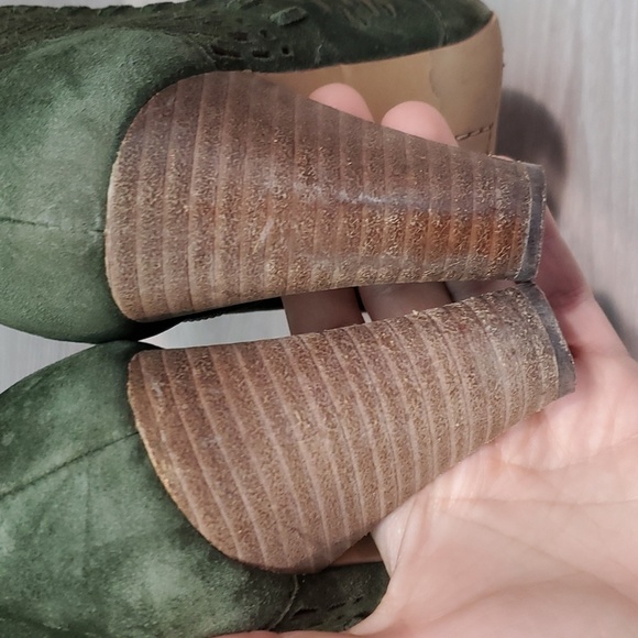 Vince Camuto Women Rotiena Pine Forest Green Suede Heels boots shoes sz 8M - Picture 7 of 13